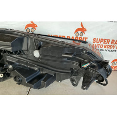 Фара передня ліва Nissan Ariya 2023-2025 Full LED 26060-5MR0A чорна