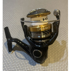 Спінінгова котушка Shimano Nasci 2500 FB (NAS2500FB) 4+1BB 5.0:1