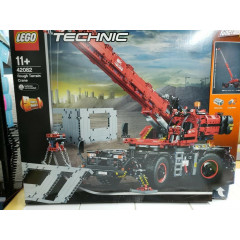 Конструктор LEGO TECHNIC 42082 Подъемный кран для бездорожья (4057 деталей)