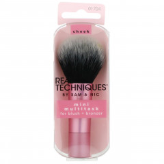 Real Techniques Original Collection Finish is a multi-functional brush.