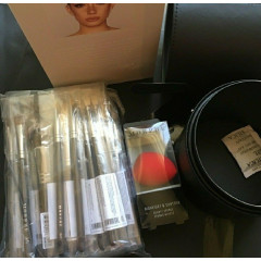 Набор кистей для макияжа Morphe X James Charles Sister Collection 34 Piece Brush Set w/ Sponge & Tub + спонж,