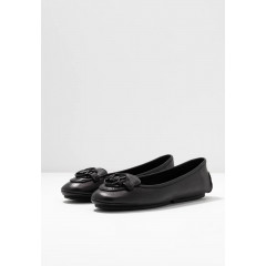 Мокасини MICHAEL Michael Kors Lillie Leather Moccasin чорні (розмір 34)