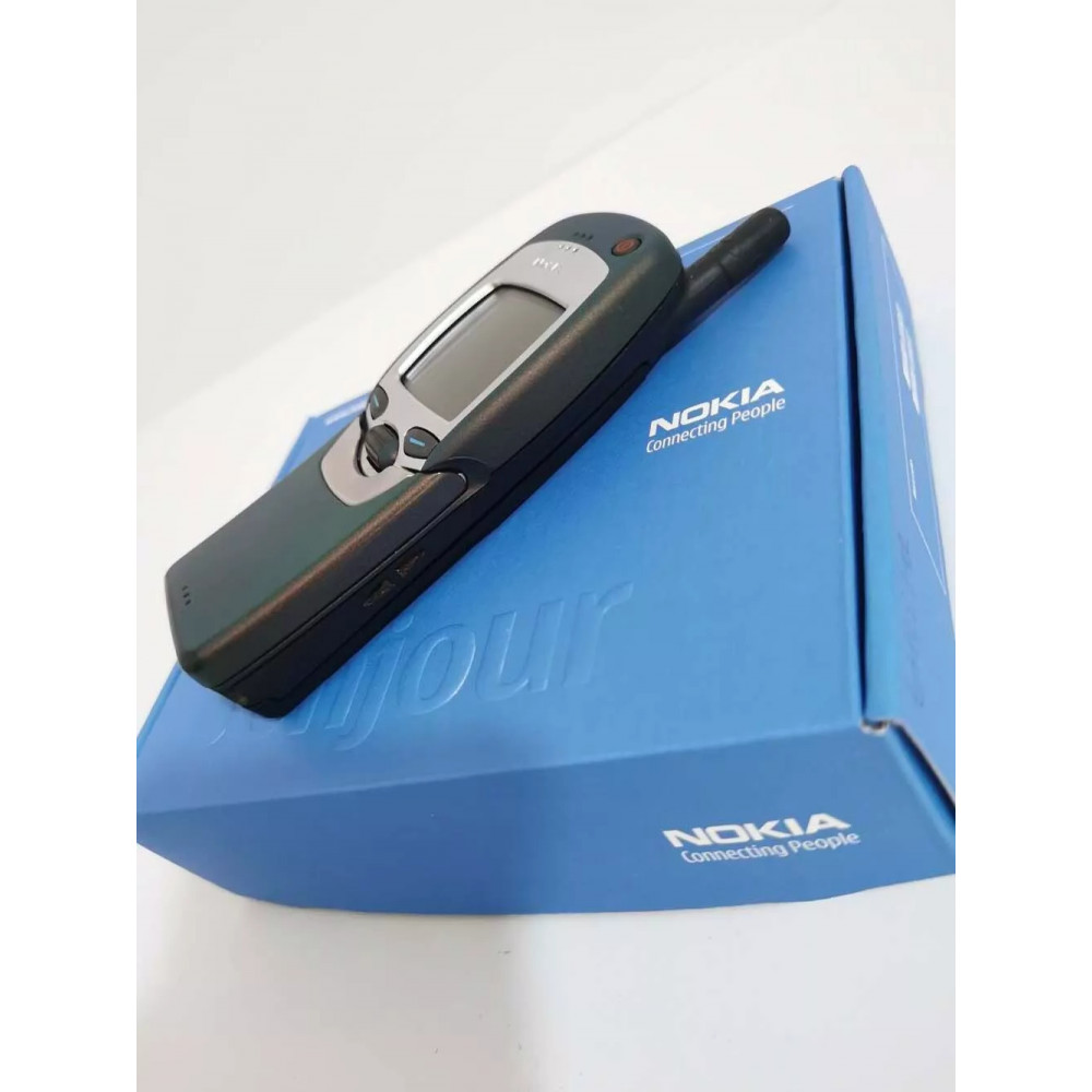 Ретро мобильный телефон Nokia 7110 черный 9 KB