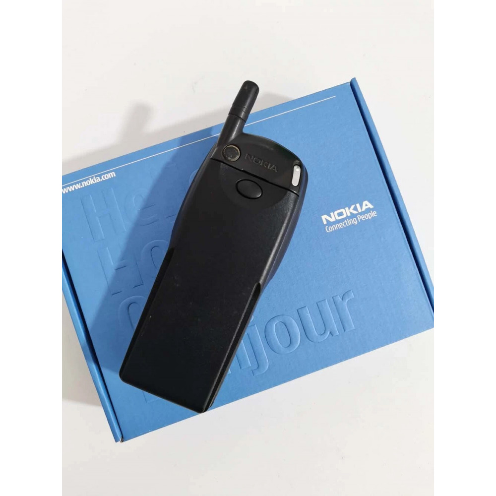 Ретро мобильный телефон Nokia 7110 черный 9 KB