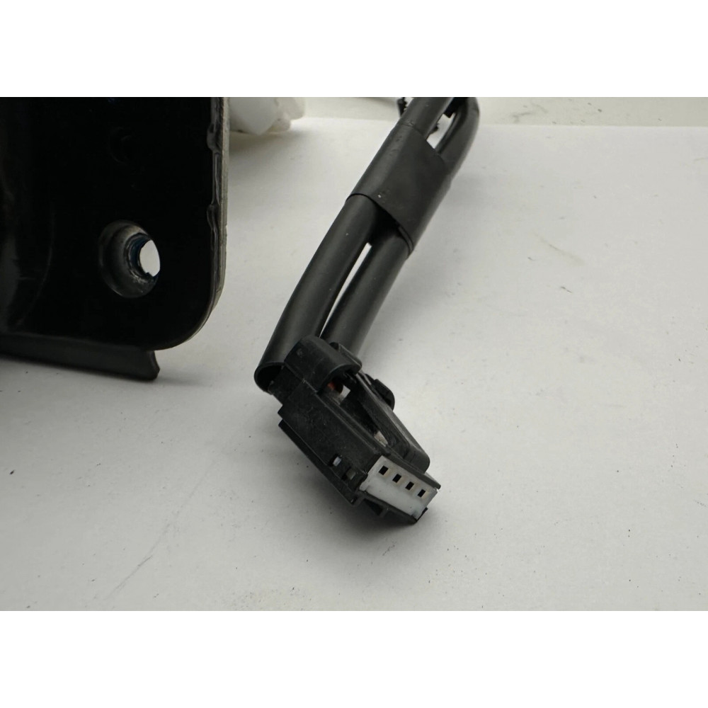 Електропривод замка багажника Ford 7T4A-7843102-A для Ford Edge Escape/Kuga/Lincoln MKX/MKT (2007–2014)