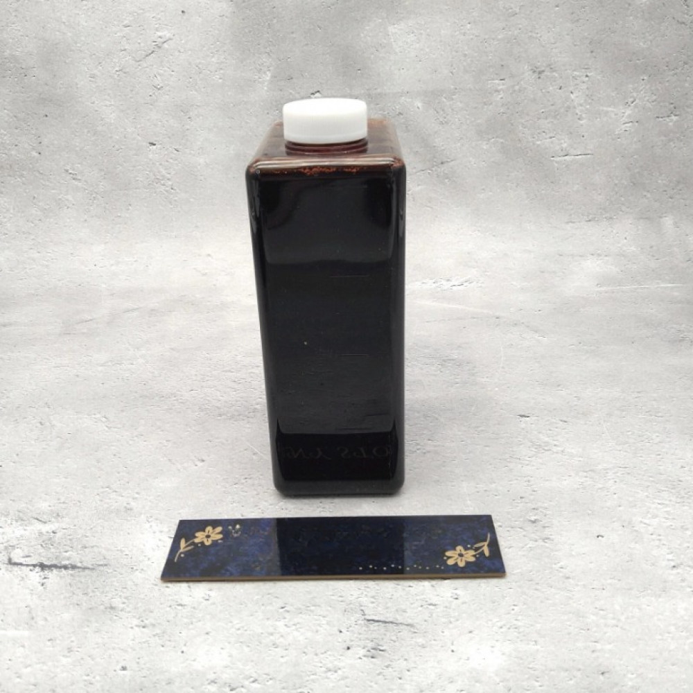 Natural dye and finishing impregnation based on tannins from unripe Japanese persimmons TURNER COLOUR WORKS Kakishibu Paints 1 litre