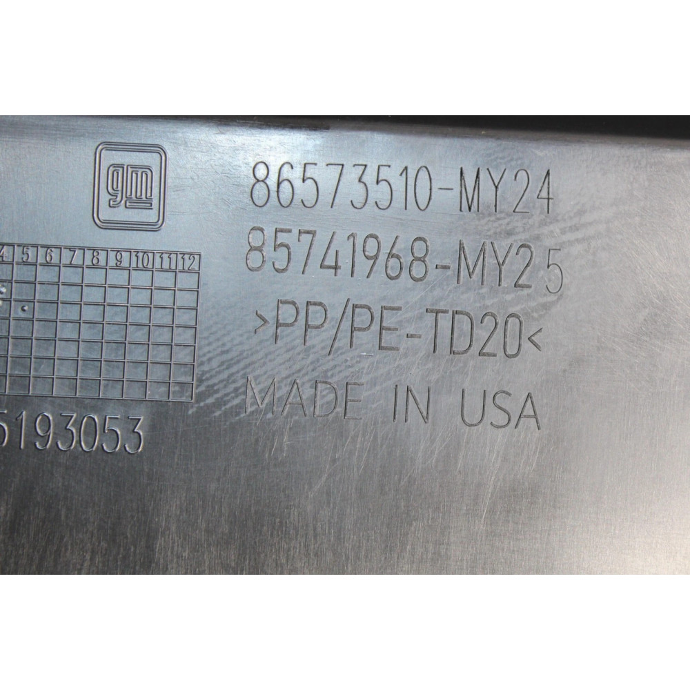 Верхня декоративна кришка моторного відсіку Acura ZDX 2024–2025 OEM