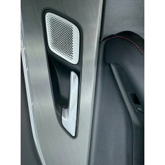 Внутрішнє оздоблення дверей заднє ліве для Acura ZDX 2024-2025 чорне з червоною вставкою