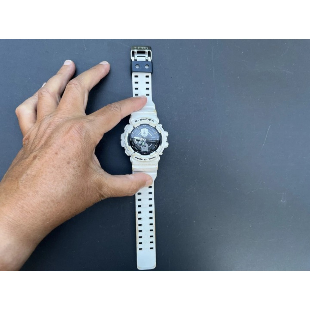Годинник наручний Casio G-SHOCK GAC-100GW 53 мм білий б/у в хорошому стані
