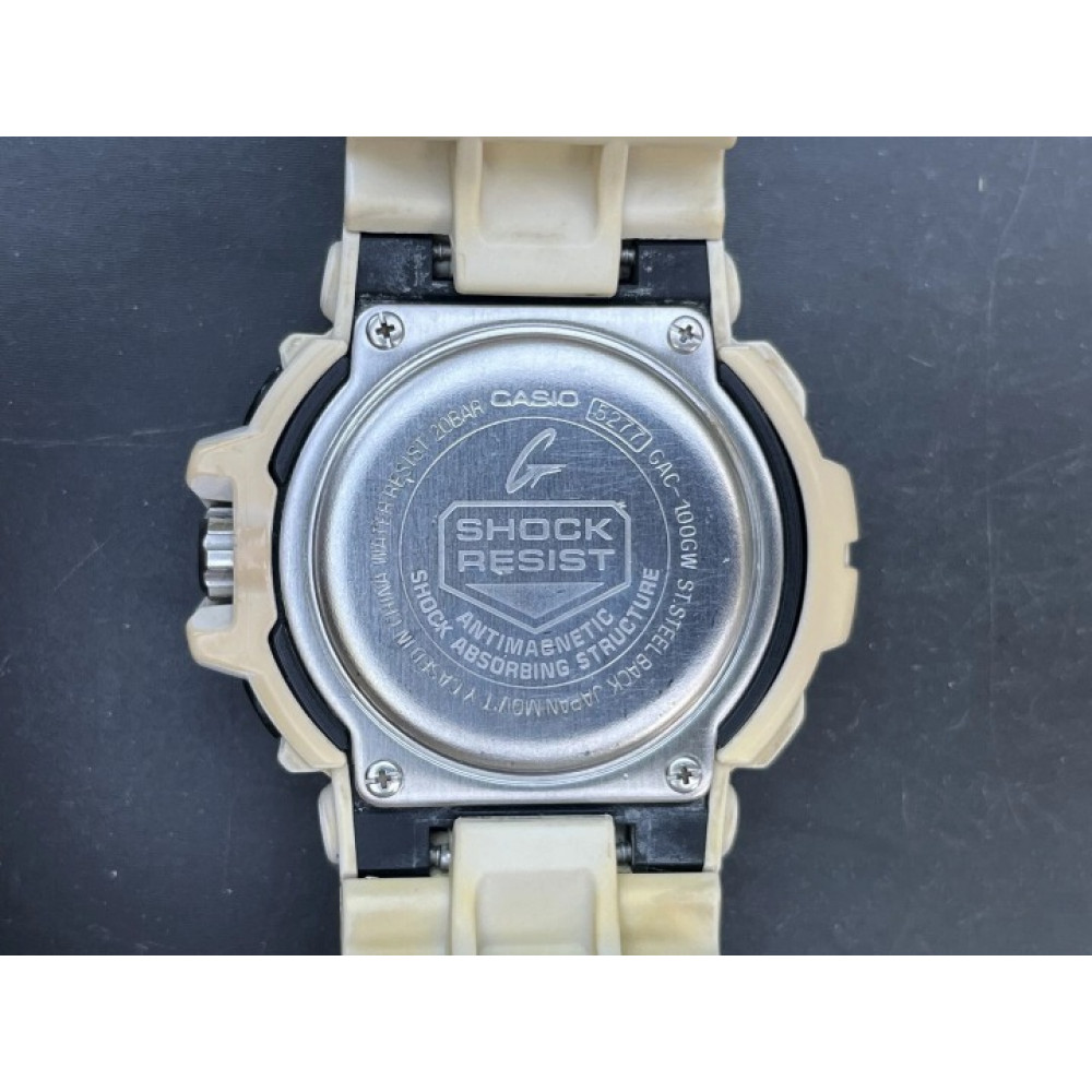 Годинник наручний Casio G-SHOCK GAC-100GW 53 мм білий б/у в хорошому стані