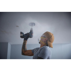 Аккумуляторная ударная дрель-шуруповерт Bosch GSB18V-490N 18V