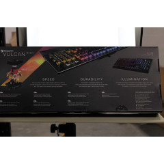 Геймерська клавіатура ROCCAT Vulcan 121 Aimo з програмованими клавішами та RGB підсвіткою чорна