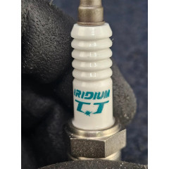 Комплект 6 шт иридиевых свечей зажигания DENSO Iridium TT ITL16TT 4717 для Chevrolet Chrysler Dodge Jeep