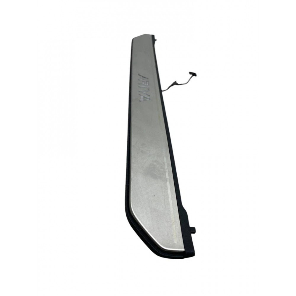 Set of illuminated door sill plates for Nissan Ariya 2023-2025, set of 4 pcs used