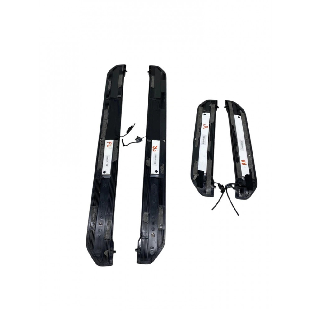 Set of illuminated door sill plates for Nissan Ariya 2023-2025, set of 4 pcs used