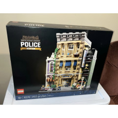 Конструктор LEGO Creator Expert Поліцейський відділок 10278 колекційний 2923 деталі