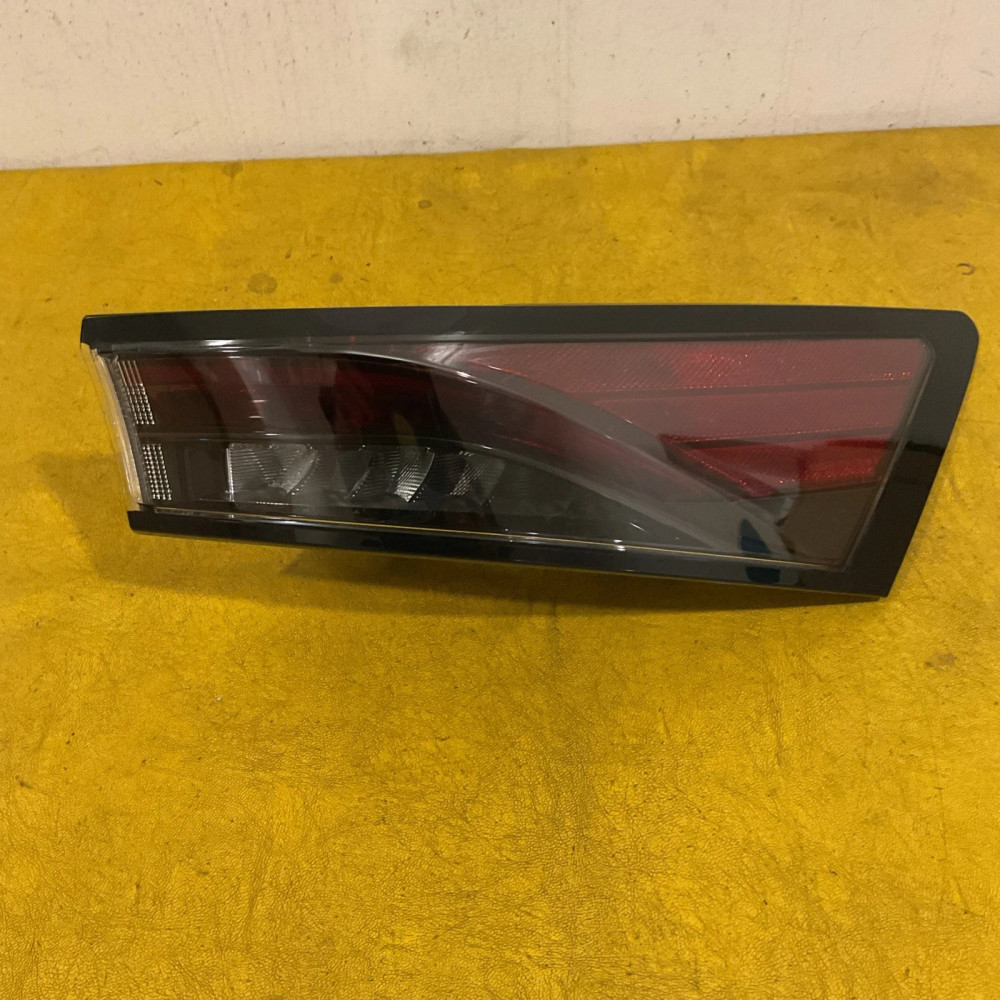 Right outer tail light brake signal in the fender LED Nissan Ariya 2023-2025 OEM 26650-5MR0A