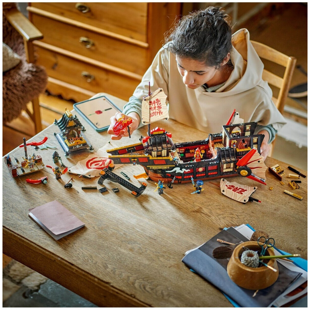 Конструктор Lego Ninjago 71848 корабель-храм з текстильними вітрилами 2387 деталей