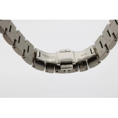 Чоловічий наручний сталевий годинник із сапфіровим склом Tissot Gentleman Quartz T1274101105100