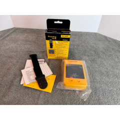 Перевірочна система для електроприладів Fluke PRV240 з магнітним кріпленням