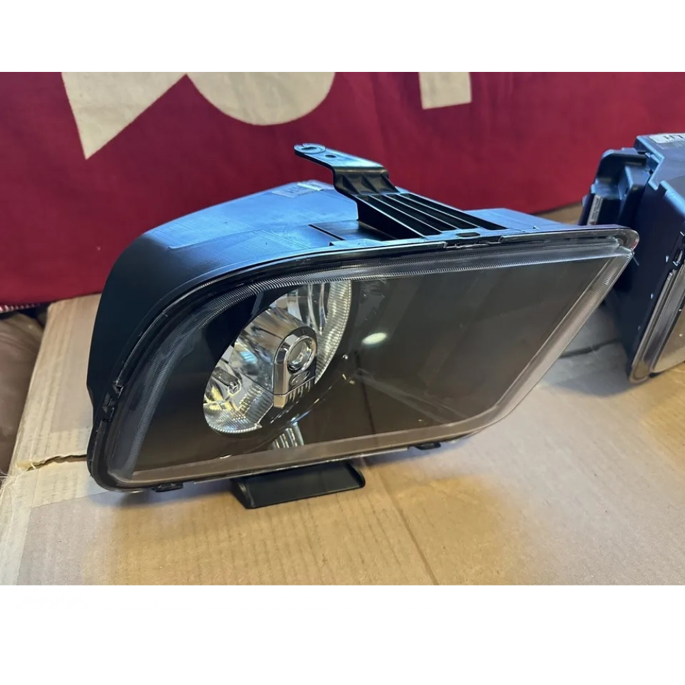 Headlight Set Ford Mustang 2005-2009craft (2 pieces) Used