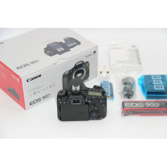 Дзеркальний фотоапарат Canon EOS 90D body