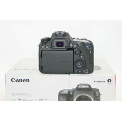 Дзеркальний фотоапарат Canon EOS 90D body