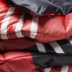 Плед синтетичний Eddie Bauer з чохлом для пакування 127х178 см