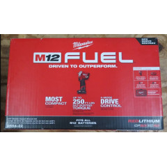 Ударний акумуляторний гайковерт Milwaukee 2554-22 M12 FUEL Stubby 3/8 дюйма