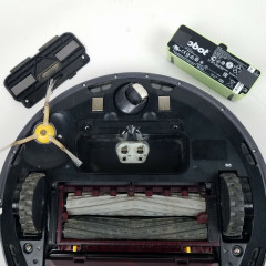 Робот-пылесос iRobot Roomba 805 с зарядной станцией