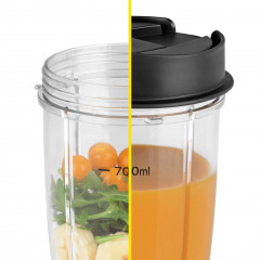 MAXXMEE N8WERK 800 Watt universal blender for making smoothies and shakes.