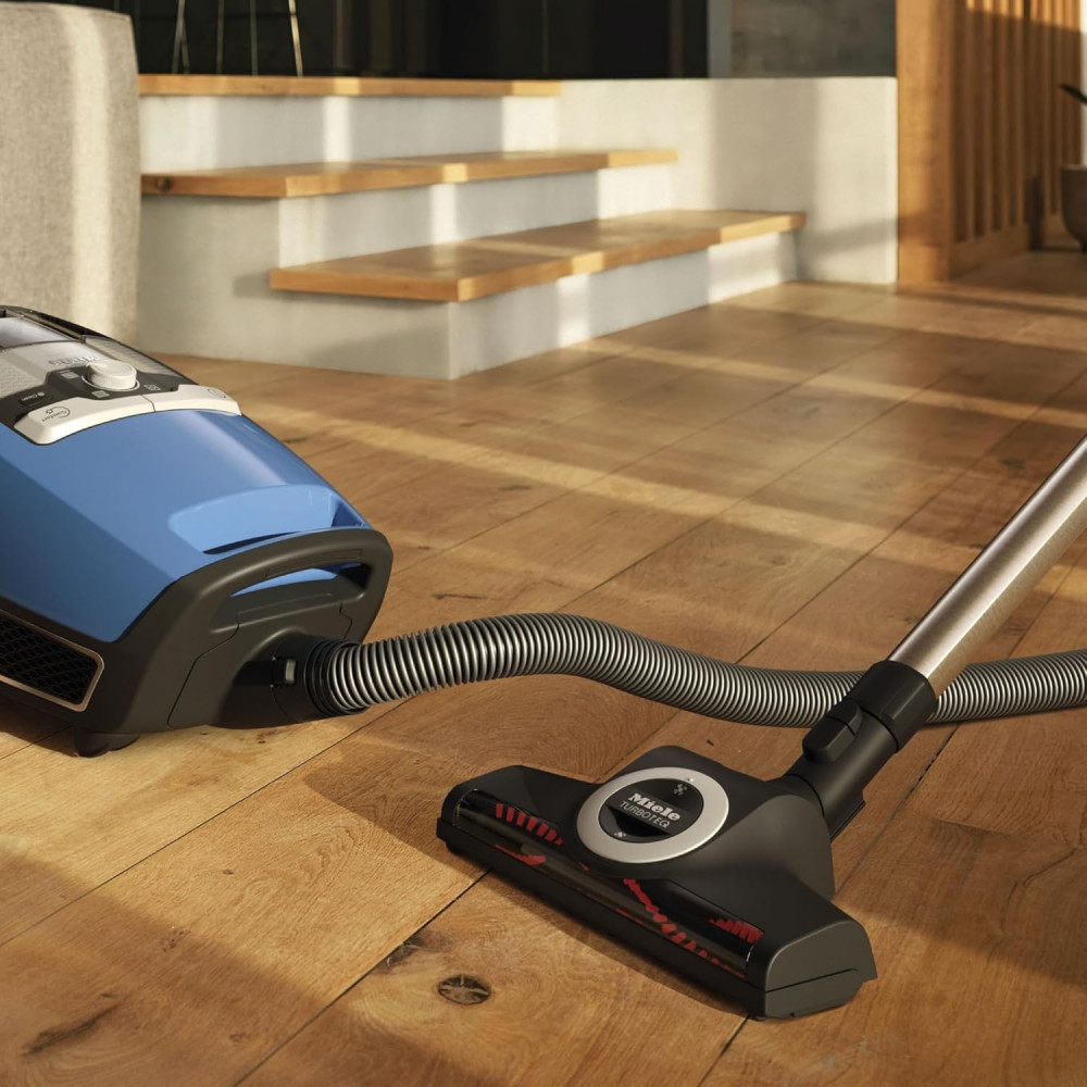 Пилосос Miele SKCF3 Blizzard CX1 Turbo без мішка