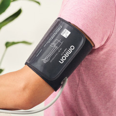 Автоматичний тонометр Omron M500 Intelli IT