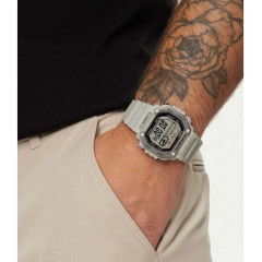 Чоловічий спортивний годинник Casio MWD-110H-8AVEF бежевий