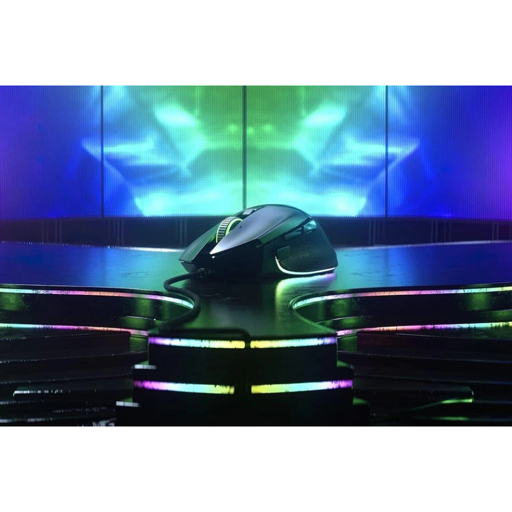 Razer Basilisk V3 wired gamer mouse with adjustable backlighting