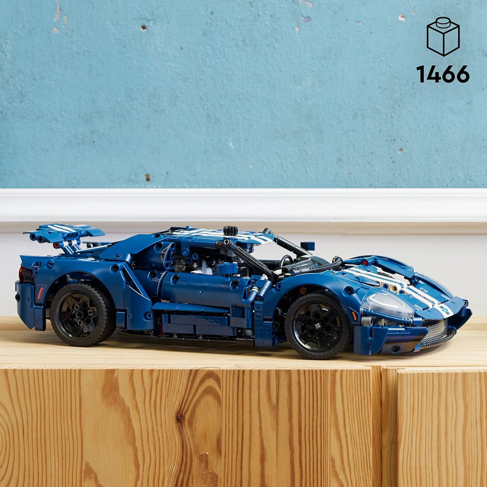 Constructor LEGO 42154 Technic Ford GT 2022 on 1466 parts