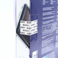 Ретро фотоапарат Sony Cyber-Shot T300 цифровий у сріблястому кольорі