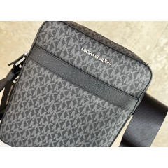 Мужская сумка через плечо Michael Kors Cooper Flight Bag черная