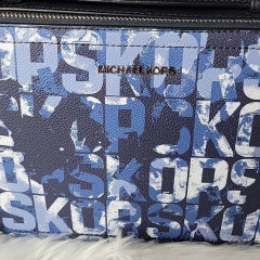 Сумка-мессенджер Michael Kors Cooper EW Map синьо-блакитна