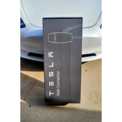 Зарядний пристрій Tesla Wall Connector ModelS/X/3/Y (80A) 20 кВ (Лімітована серія підвищеної потужності)
