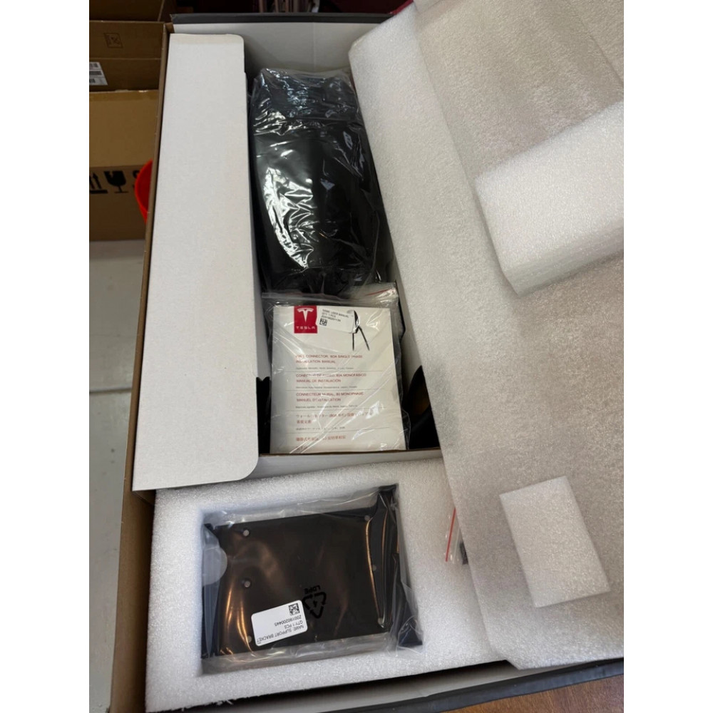 Зарядний пристрій Tesla Wall Connector ModelS/X/3/Y (80A) 20 кВ (Лімітована серія підвищеної потужності)